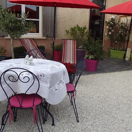 Bed & Breakfast Mas De La Coucourde Paluds de Noves