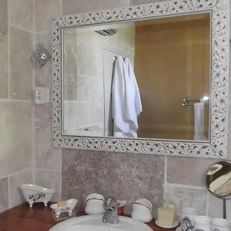 Mas De La Coucourde Bed & Breakfast Paluds de Noves